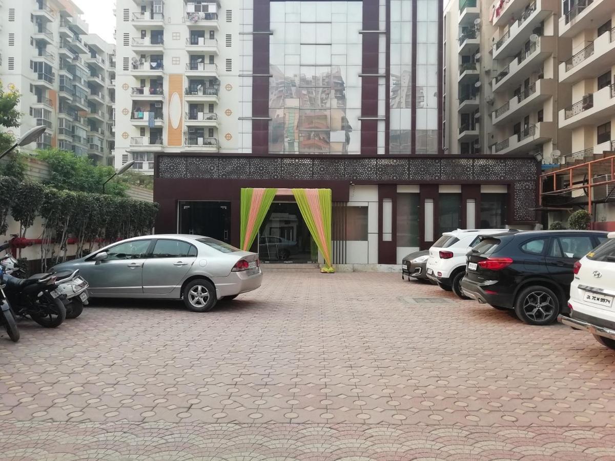 Genx Le Crescent Ghaziabad Hotel Eksteriør billede