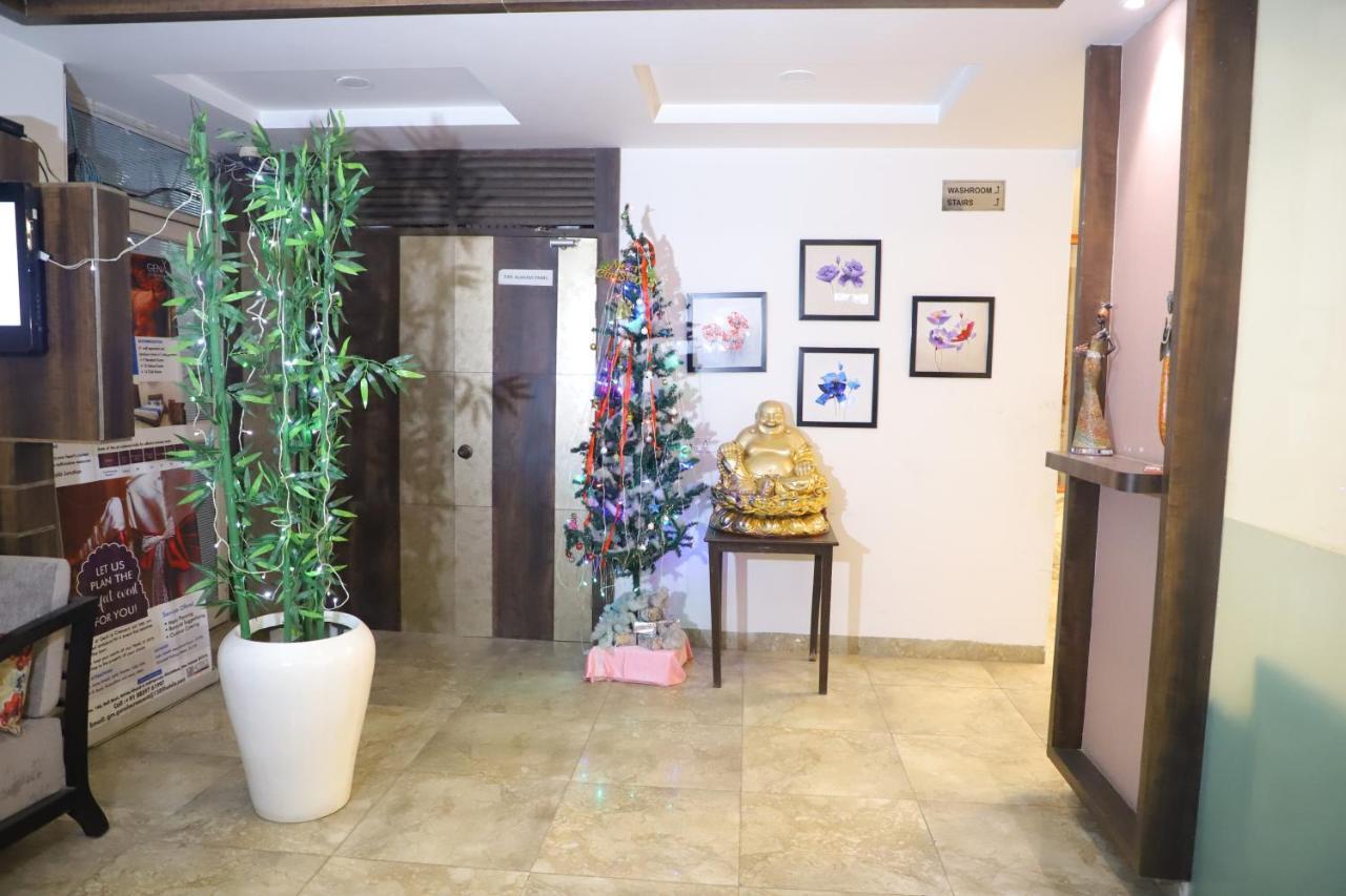 Genx Le Crescent Ghaziabad Hotel Eksteriør billede
