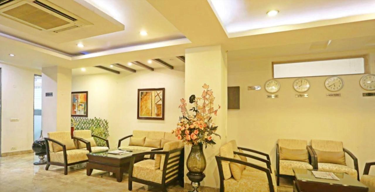 Genx Le Crescent Ghaziabad Hotel Eksteriør billede