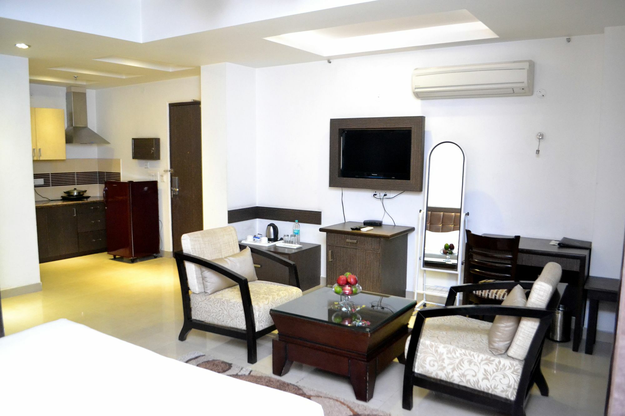 Genx Le Crescent Ghaziabad Hotel Eksteriør billede