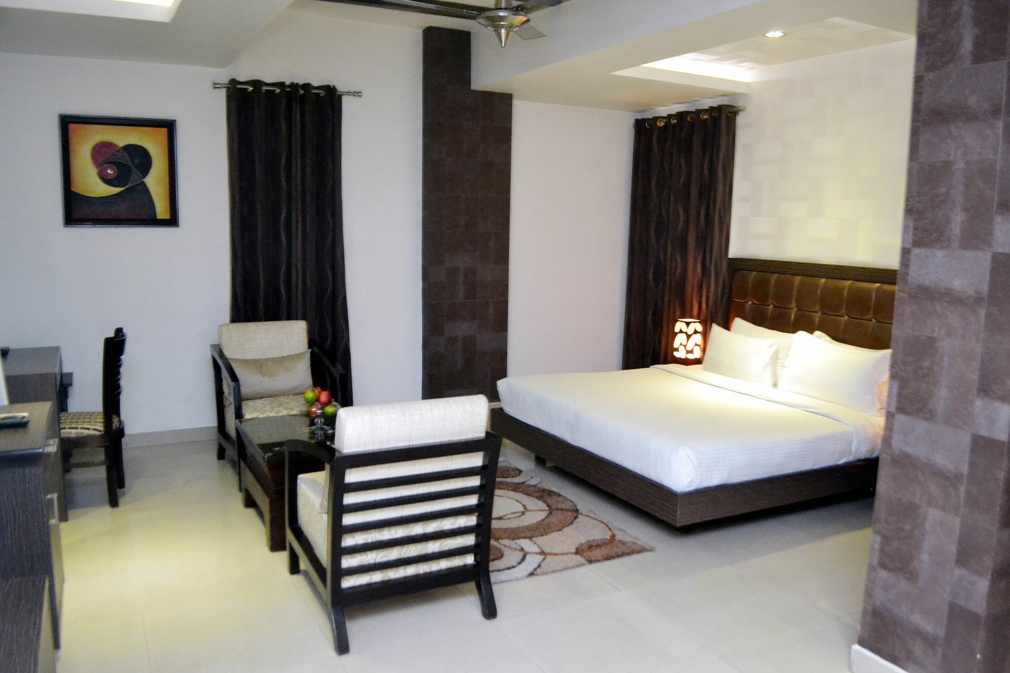 Genx Le Crescent Ghaziabad Hotel Eksteriør billede